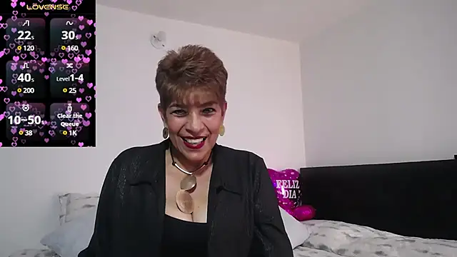 Snapshot of Angelina_Stone_65 chatting on 02-04-25, 08:06 Angelina Stone 65 online show from 02-04-25, 08:06