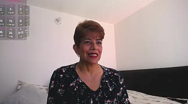 Snapshot of Angelina_Stone_65 chatting on 02-10-25, 01:33 Angelina Stone 65 online show from 02-10-25, 01:33
