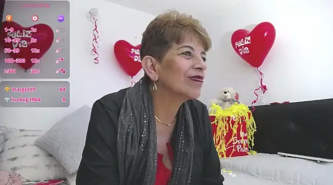 Snapshot of Angelina_Stone_65 chatting on 02-15-25, 12:37 Angelina Stone 65 online show from 02-15-25, 12:37