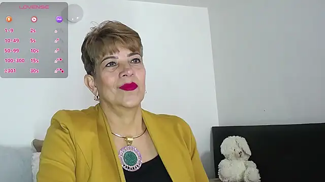 Snapshot of Angelina_Stone_65 chatting on 03-04-25, 05:34 Angelina Stone 65 online show from 03-04-25, 05:34