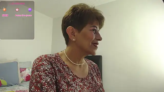 Snapshot of Angelina_Stone_65 chatting on 03-19-25, 09:37 Angelina Stone 65 online show from 03-19-25, 09:37