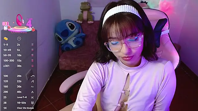 Snapshot of evie_cloud chatting on 02-28-25, 01:37 evie cloud online show from 02-28-25, 01:37