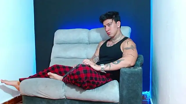 JUSTIN FULLER1 online show from 01-08-26, 08:44