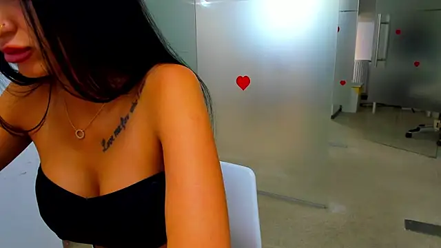 Queenrafaella online show from 07-28-26, 09:15