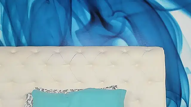 SkinnyDolly online show from 03-22-26, 02:59