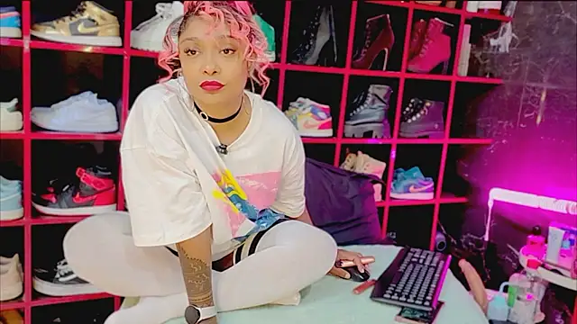 Indianbrownie online show from 03-23-26, 10:58