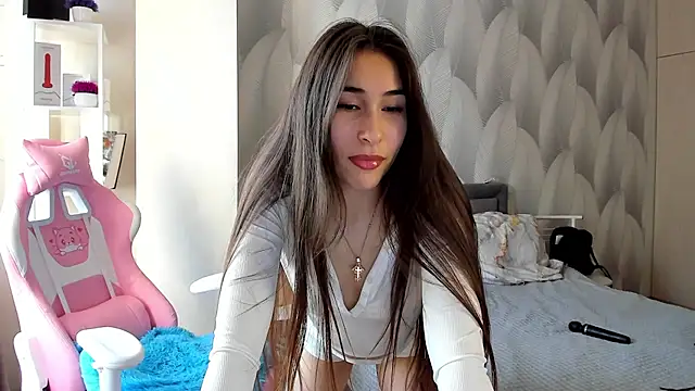 Bambiii bby online show from 01-15-25, 06:22