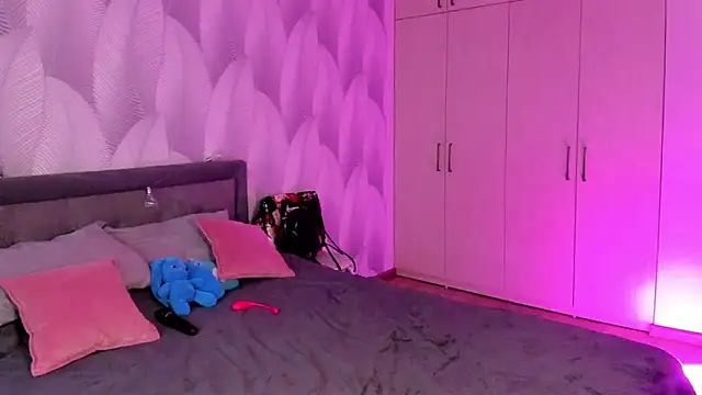 Bambiii bby online show from 10-21-25, 01:39