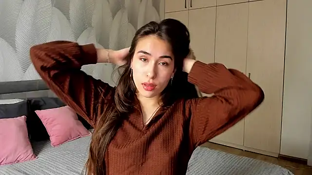 Bambiii bby online show from 04-15-26, 02:40