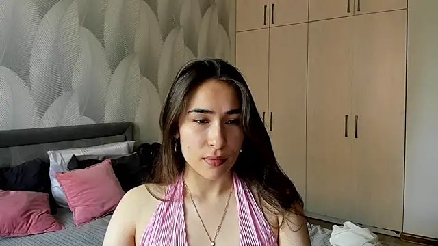 Bambiii bby online show from 06-10-26, 07:18