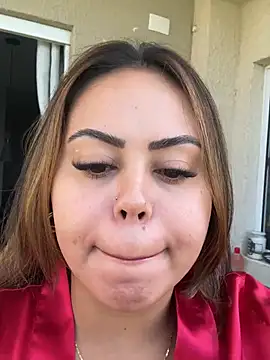 lariic online show from 04-19-26, 02:27