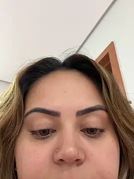 lariic online show from 04-23-26, 01:07