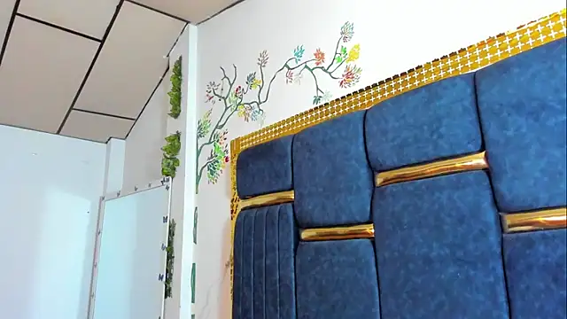 skaysanchez1 online show from 11-17-25, 08:03