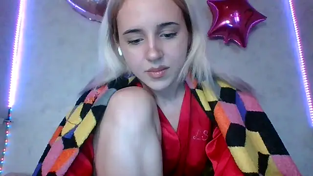 Puregirlaa online show from 03-08-25, 11:37