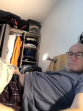 bogland33 online show from 11-25-25, 12:43