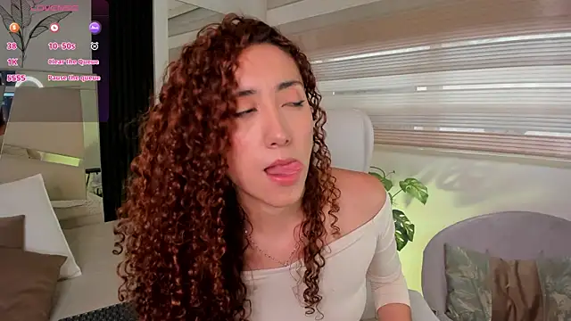 miss catalinaa online show from 01-06-26, 12:31