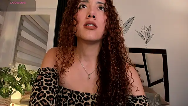 miss catalinaa online show from 04-23-26, 12:04