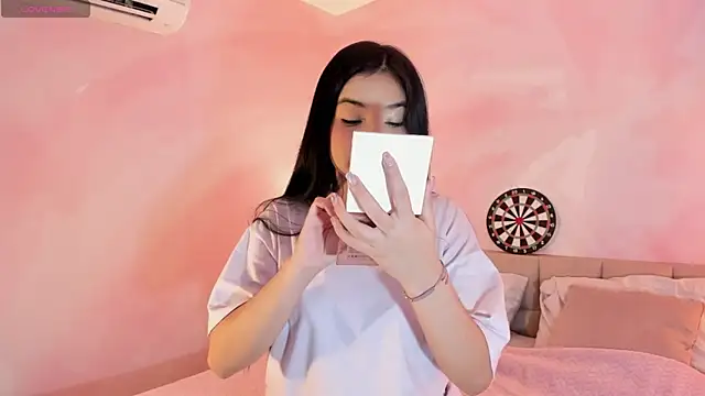 Snapshot of AuroraFiore chatting on 03-05-25, 07:38 AuroraFiore online show from 03-05-25, 07:38