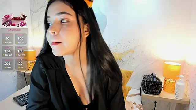 Snapshot of AuroraFiore chatting on 03-12-25, 03:46 AuroraFiore online show from 03-12-25, 03:46