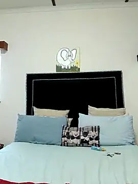 contagiousqueen online show from 02-13-26, 07:15