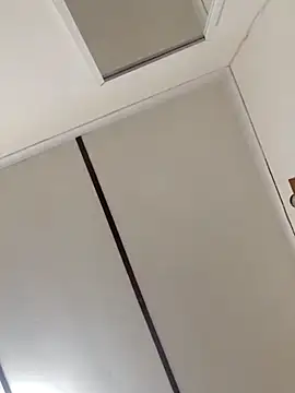 contagiousqueen online show from 04-16-26, 04:57