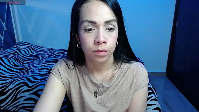 Snapshot of Amber_Lovely chatting on 09-21-25, 01:18 Amber Lovely online show from 09-21-25, 01:18