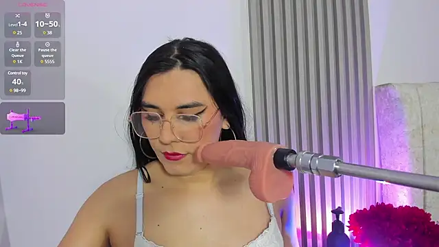 caroline jensen18 online show from 01-28-25, 07:21