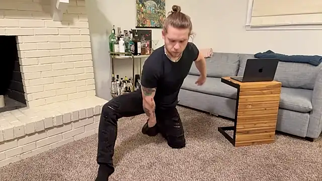 DaddydayDrinkzz online show from 12-30-24, 05:37