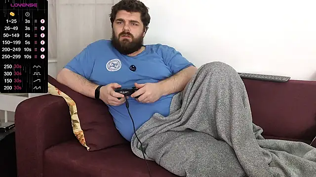 Snapshot of KingMarti chatting on 12-19-24, 09:17 KingMarti online show from 12-19-24, 09:17