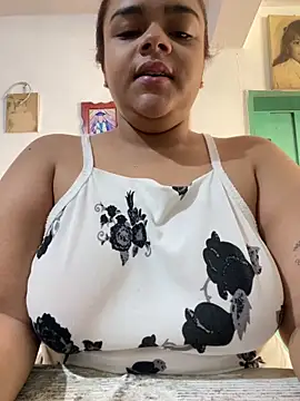 Evabigass online show from 04-12-26, 01:16