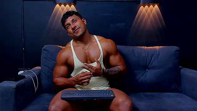 CallumMuscle online show from 02-14-25, 03:33