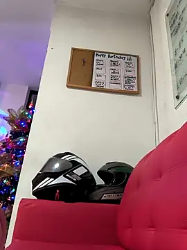 evafoxs online show from 12-14-25, 12:16