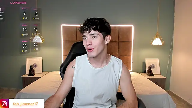 AlejooTwink online show from 04-11-26, 03:33