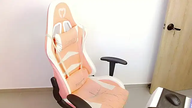 Kylie martinez online show from 03-01-25, 04:15