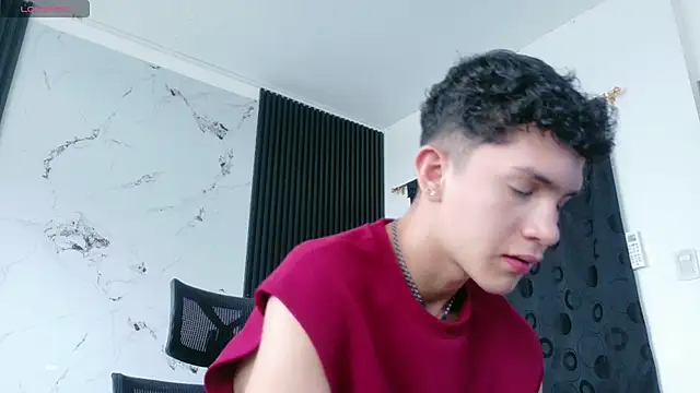 Snapshot of Noah_tyler_ chatting on 07-31-26, 07:24 Noah tyler online show from 07-31-26, 07:24