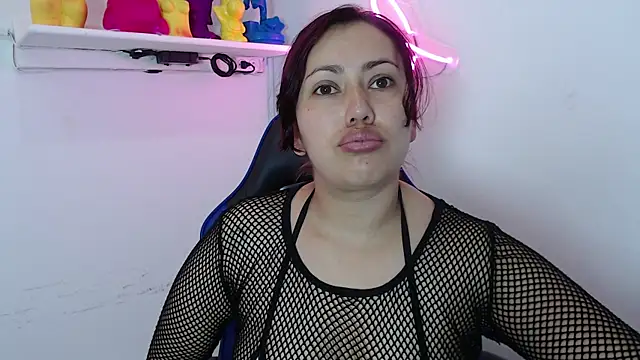 Snapshot of maria_mendoza chatting on 09-29-25, 01:05 maria mendoza online show from 09-29-25, 01:05
