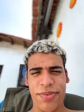 Leo bunny hot online show from 02-08-26, 05:49