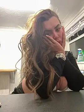 Mia MilesXXX online show from 03-10-25, 09:40