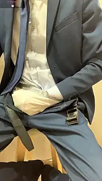 Snapshot of kimkim123123 chatting on 12-16-25, 04:01 kimkim123123 online show from 12-16-25, 04:01