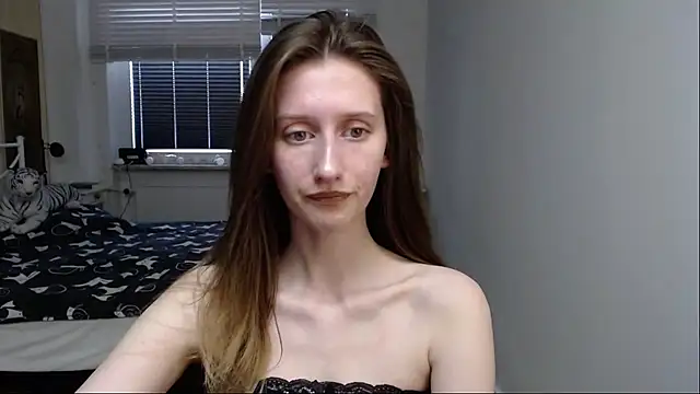 LUNA delight online show from 03-23-26, 06:39