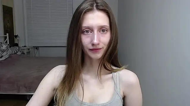 LUNA delight online show from 04-15-26, 05:36