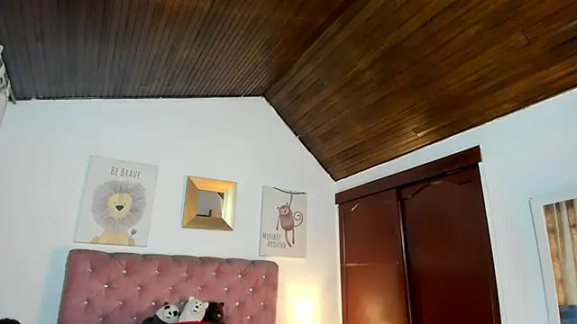 CelessteRedds online show from 04-25-26, 12:19