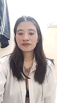 Snapshot of Cool__girl chatting on 01-31-25, 06:25 Cool girl online show from 01-31-25, 06:25