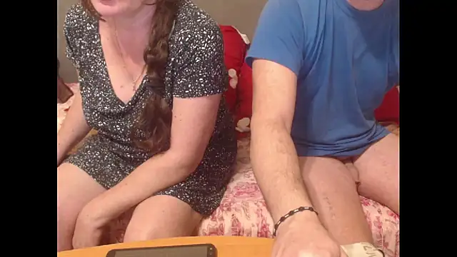 Snapshot of sweetcouplesweets chatting on 02-01-25, 12:58 sweetcouplesweets online show from 02-01-25, 12:58