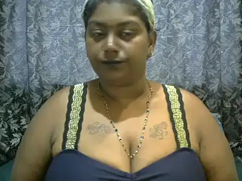 Snapshot of indiansuga chatting on 01-21-25, 06:54 indiansuga online show from 01-21-25, 06:54