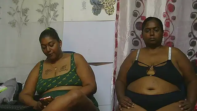 Snapshot of indiansuga chatting on 11-27-25, 06:48 indiansuga online show from 11-27-25, 06:48