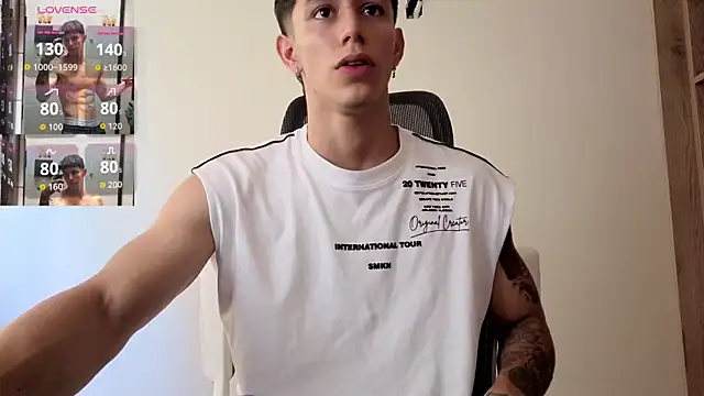 Cristopher23  online show from 10-24-25, 05:31