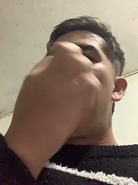 roguer darkk online show from 10-18-25, 04:37