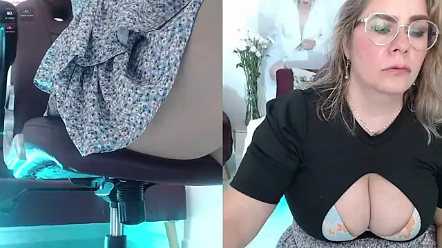 Snapshot of Serenay_ chatting on 03-21-25, 11:23 Serenay  online show from 03-21-25, 11:23