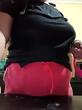 Snapshot of Punjabi_beauty123 chatting on 03-21-25, 02:50 Punjabi beauty123 online show from 03-21-25, 02:50